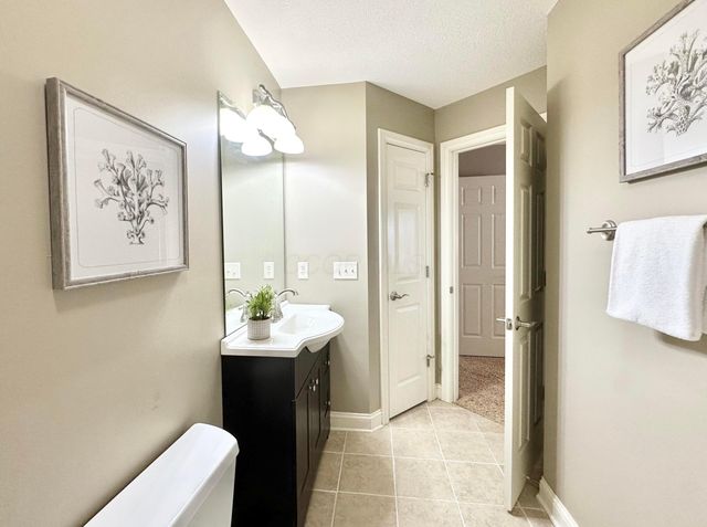 7040 Aly Dar Lane, Blacklick, OH 43004