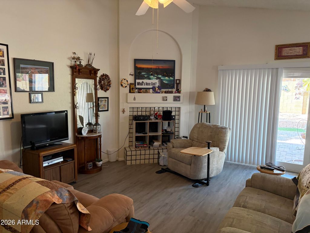 3520 E WICKIEUP Lane *SHARP, Phoenix, AZ 85050 — photo 5
