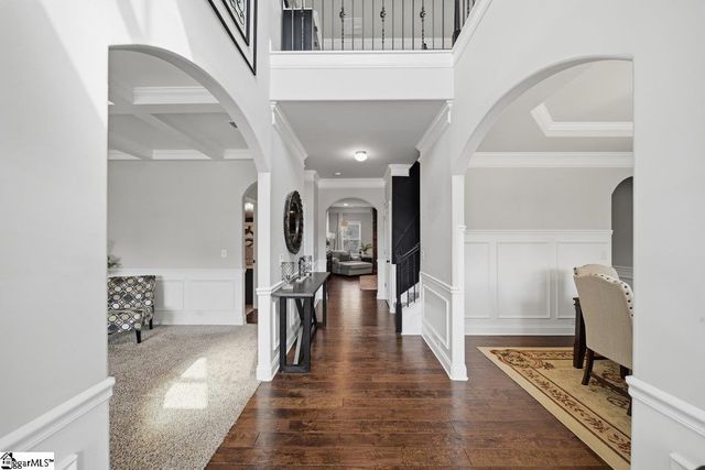 536 W Saddletree Drive, Reidville, SC 29388