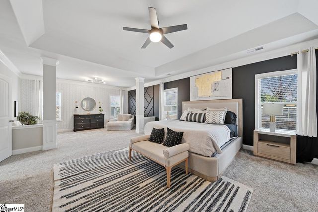 536 W Saddletree Drive, Reidville, SC 29388