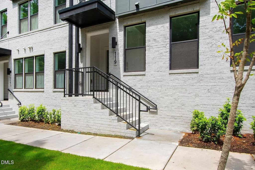 119 N Franklin Street 100, Wake Forest, NC 27587
