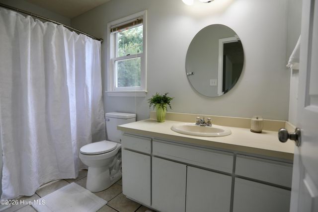 100 Sawmill Road E, Pinehurst, NC 28374
