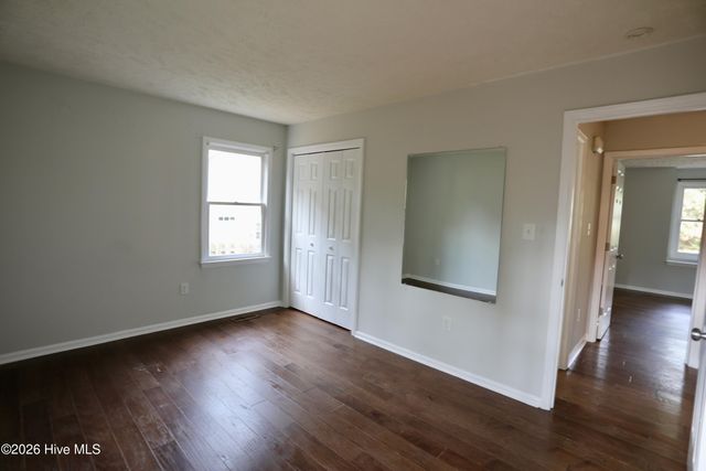 100 Sawmill Road E, Pinehurst, NC 28374