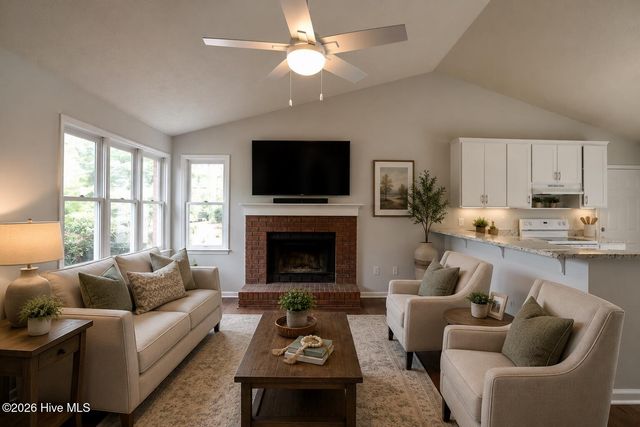 100 Sawmill Road E, Pinehurst, NC 28374