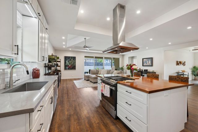 182 Ponana St, Kihei, HI 96753