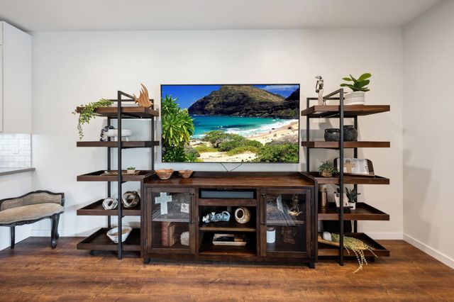 182 Ponana St, Kihei, HI 96753