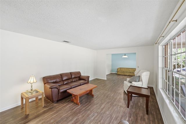 3307 SW 1ST WAY, Gainesville, FL 32601