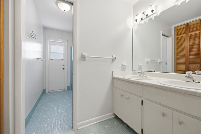 3307 SW 1ST WAY, Gainesville, FL 32601