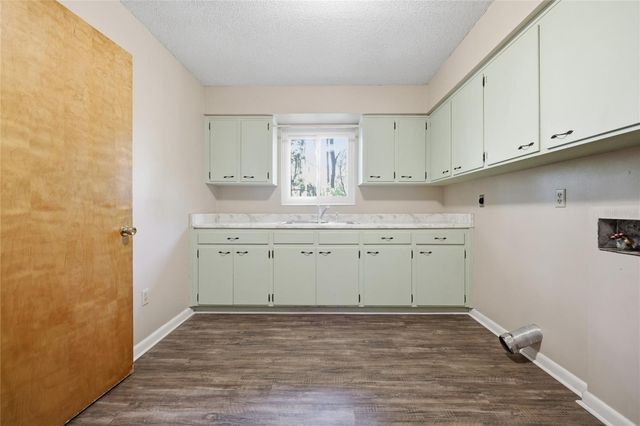 3307 SW 1ST WAY, Gainesville, FL 32601