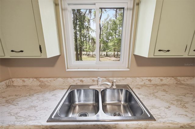 3307 SW 1ST WAY, Gainesville, FL 32601
