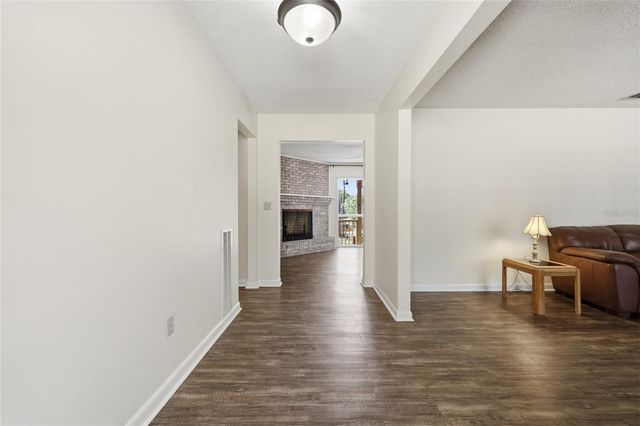 3307 SW 1ST WAY, Gainesville, FL 32601