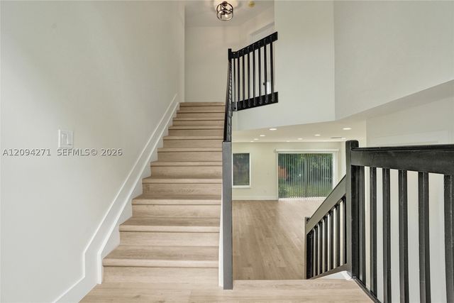 8741 SW 10th St, Pembroke Pines, FL 33025