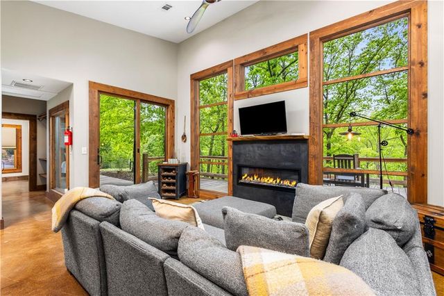2745 Galloway Road, Blue Ridge, GA 30513