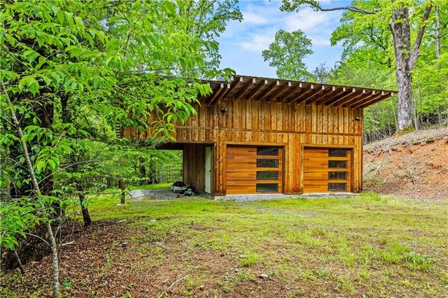 2745 Galloway Road, Blue Ridge, GA 30513