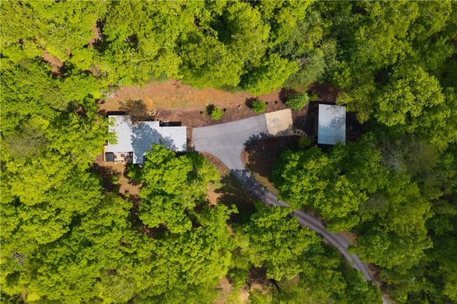 2745 Galloway Road, Blue Ridge, GA 30513