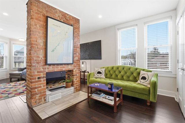 5620 Jackson St, Highland Park, PA 15206