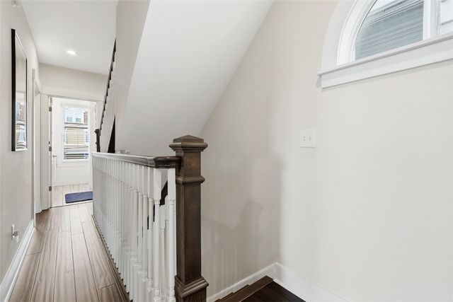 5620 Jackson St, Highland Park, PA 15206