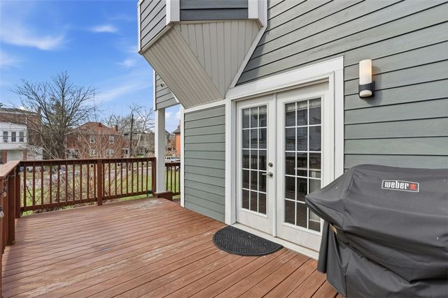 5620 Jackson St, Highland Park, PA 15206