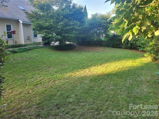 17450 Baldwin Hall Drive, Charlotte, NC 28277