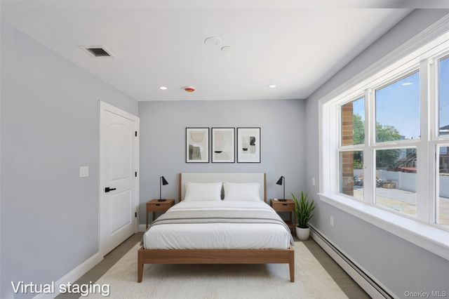 842 E 225th Street, Bronx, NY 10466