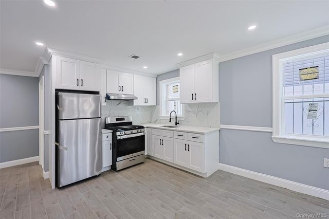 842 E 225th Street, Bronx, NY 10466