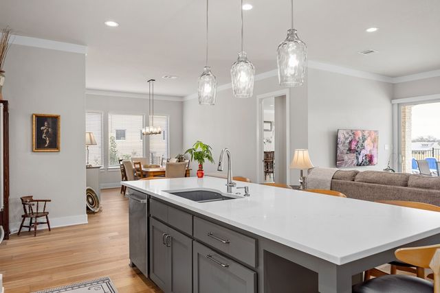 2085 Toscano Way, Kerrville, TX 78028