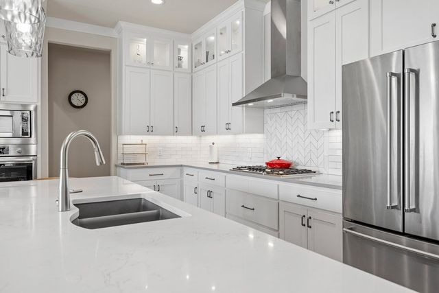 2085 Toscano Way, Kerrville, TX 78028