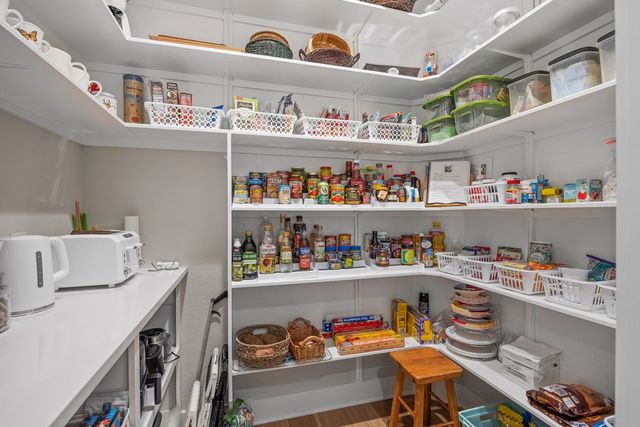 2085 Toscano Way, Kerrville, TX 78028