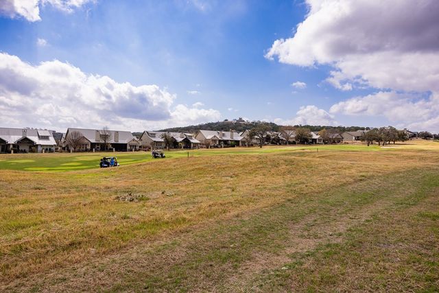 2085 Toscano Way, Kerrville, TX 78028