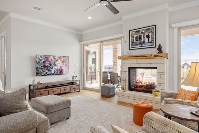 2085 Toscano Way, Kerrville, TX 78028