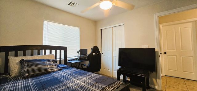 5045 Bayberry Crest Street, North Las Vegas, NV 89031