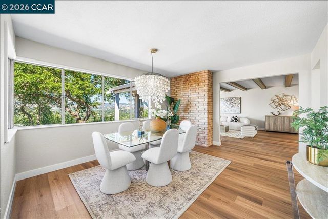 300 Oak View Ter, Danville, CA 94526