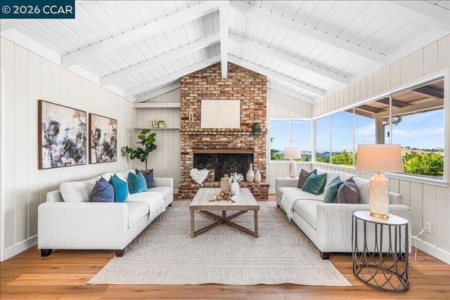 300 Oak View Ter, Danville, CA 94526