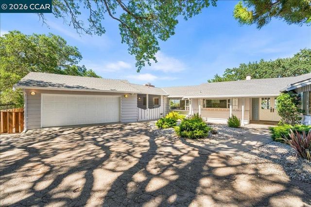 300 Oak View Ter, Danville, CA 94526