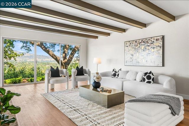 300 Oak View Ter, Danville, CA 94526