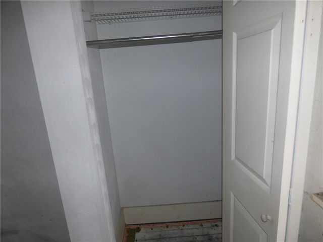 1021 Rue Grande Vue St, Elliott, PA 15220