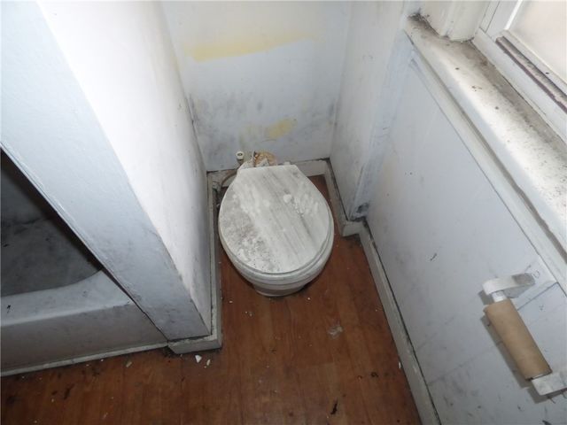 1021 Rue Grande Vue St, Elliott, PA 15220