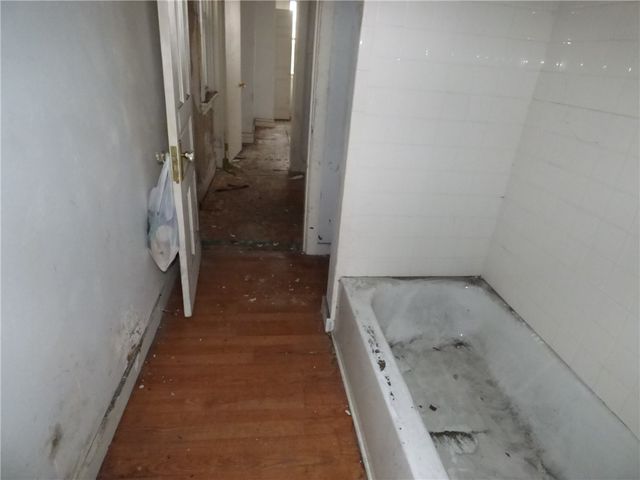 1021 Rue Grande Vue St, Elliott, PA 15220