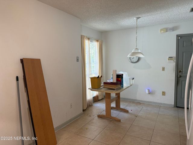 1718 LIVE OAK Drive, Jacksonville, FL 32246