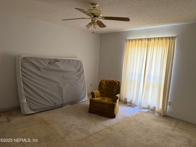 1718 LIVE OAK Drive, Jacksonville, FL 32246