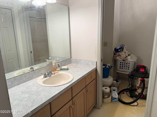 1718 LIVE OAK Drive, Jacksonville, FL 32246