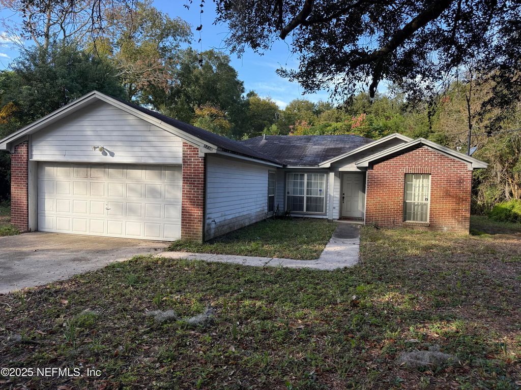 1718 LIVE OAK Drive, Jacksonville, FL 32246