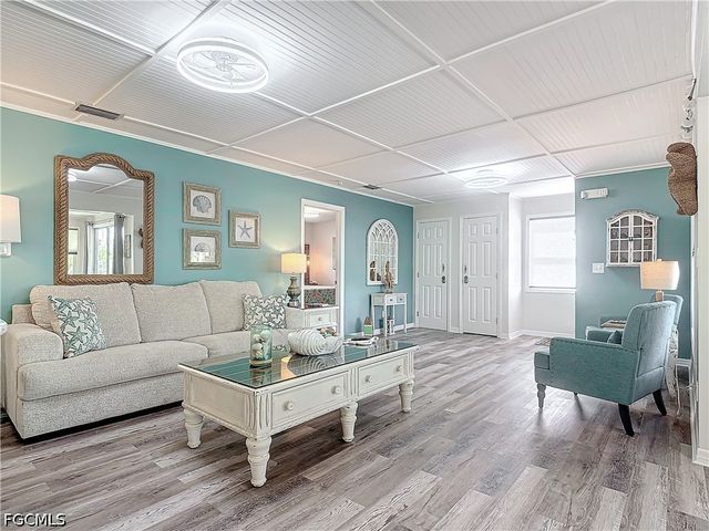170 Pearl ST, Fort Myers Beach, FL 33931