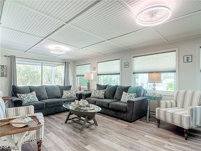 170 Pearl ST, Fort Myers Beach, FL 33931