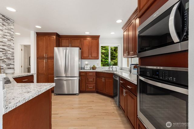 17934 151st Way NE, Woodinville, WA 98072