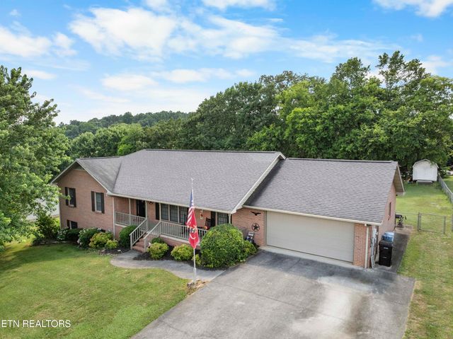 717 Clydesdale Ave, Seymour, TN 37865