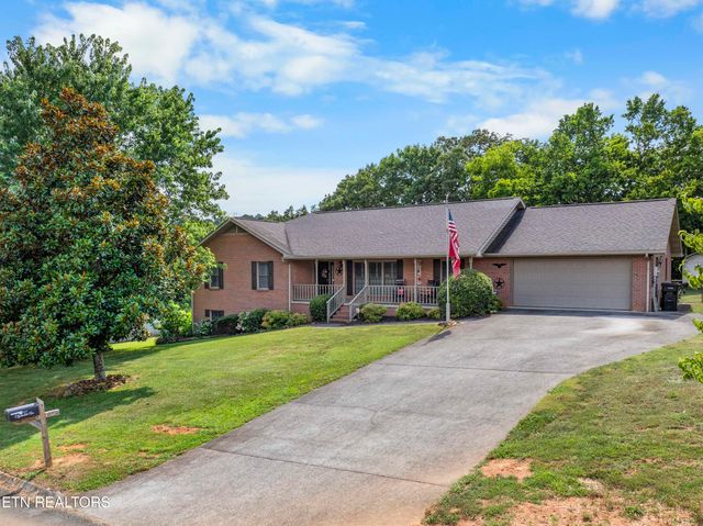 717 Clydesdale Ave, Seymour, TN 37865