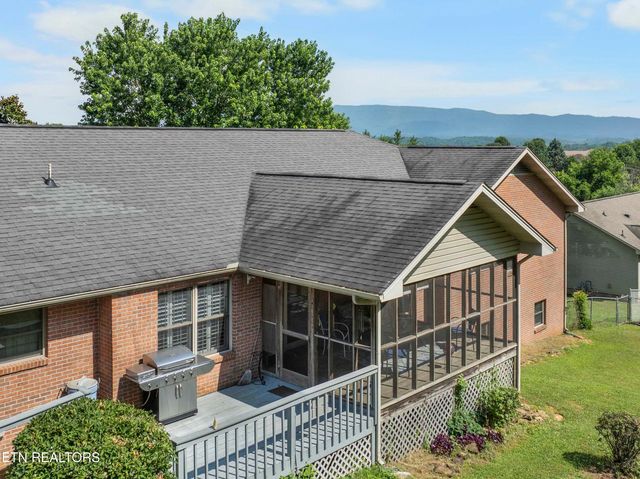 717 Clydesdale Ave, Seymour, TN 37865