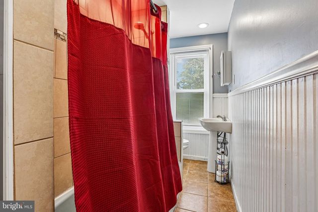 53 FAIRVIEW RD, Clifton Heights, PA 19018