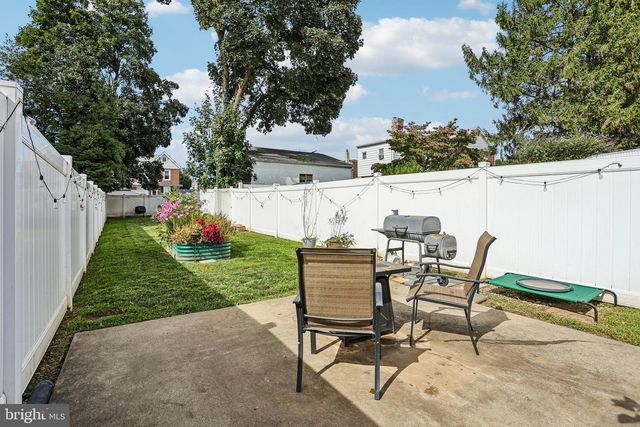 53 FAIRVIEW RD, Clifton Heights, PA 19018